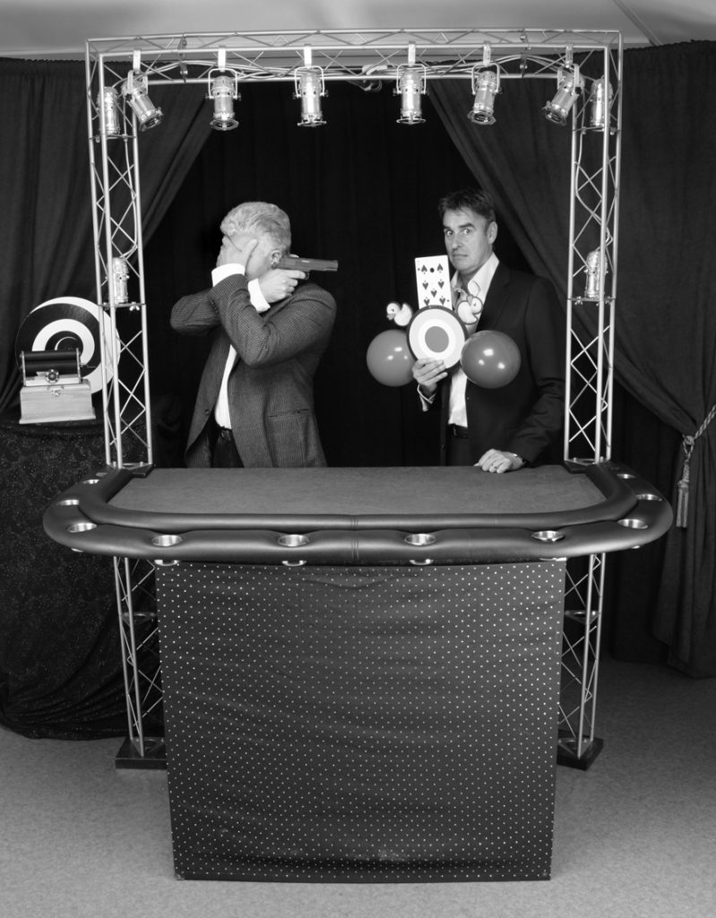 fooltime magic door goochelaar Louis Baerts